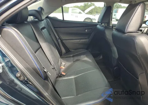 2018 Toyota Corolla L z USA, uszkodzony, nr VIN 5YFBURHE1JP757563